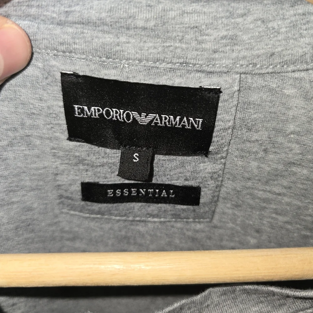 Emporio Armani Essential Tee - Picture 2 of 2